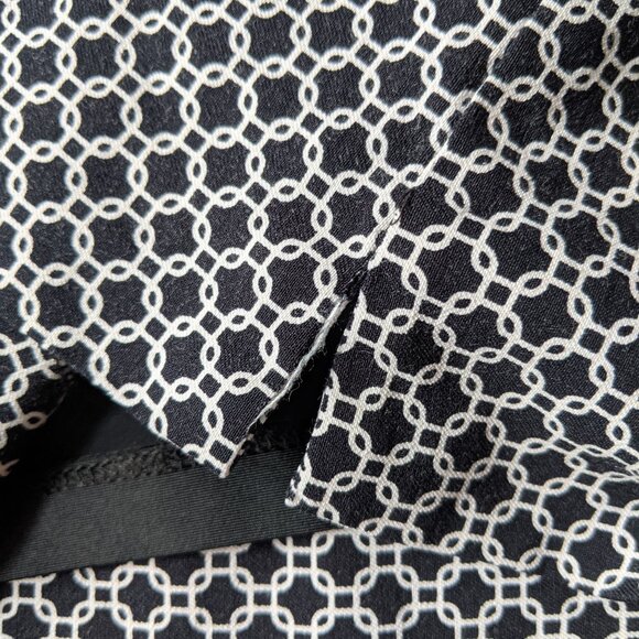 Patterned Black and White Skort - Picture 3 of 4